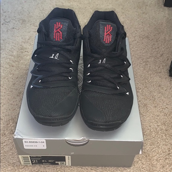 kyrie irving playstation shoes
